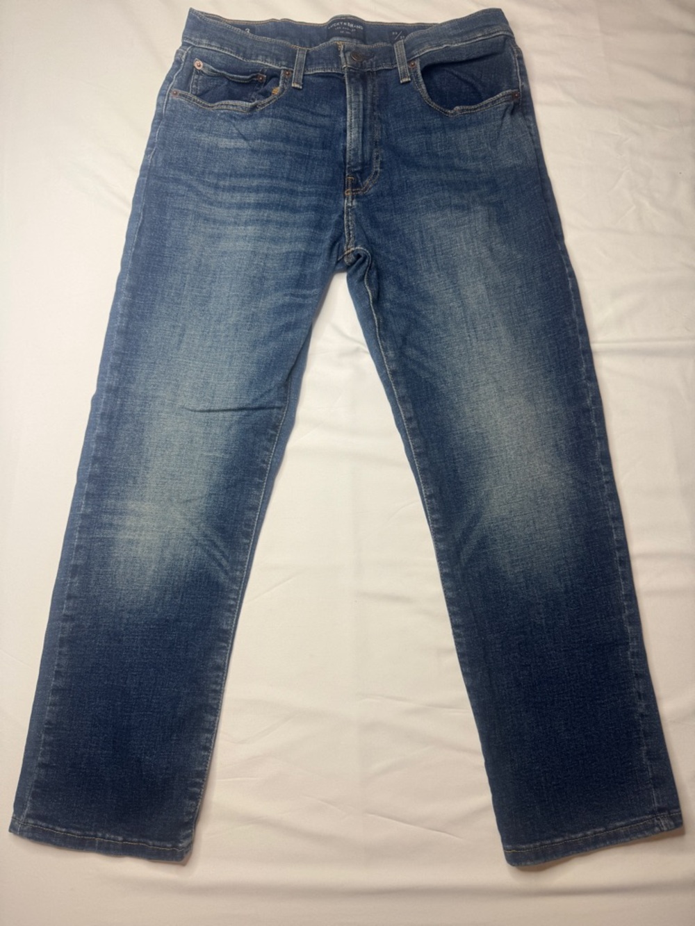 Lucky Brand 223 Straight Medium Wash Men's Jeans Size 33x30 2022